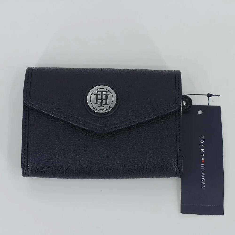 NWT Tommy Hilfiger Navy Blue Trifold‎ Wallet - Silver TH Medallion Logo